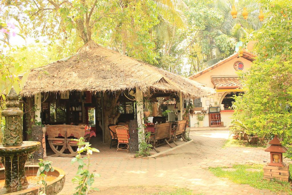 Hotel Secret Garden Chiangmai San Kamphaeng Exterior foto