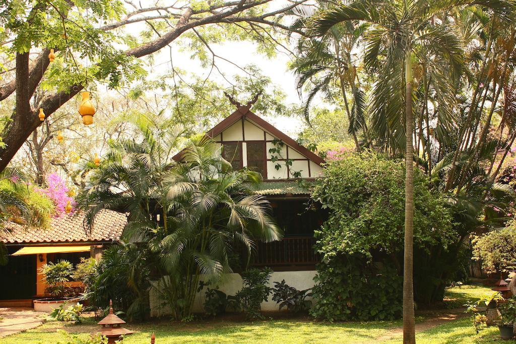 Hotel Secret Garden Chiangmai San Kamphaeng Exterior foto